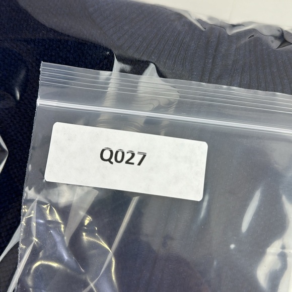 Tommy Bahama Men's Cashmere Blue Full Zipper Sweater with Elbow Patches - Picture 10 of 10